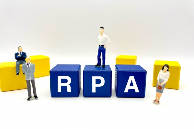 RPAとマクロの違いは5つ